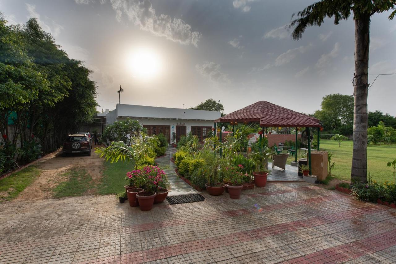 The Singh Farm Cosy Private Pool Farm Villa Gurgaon Exterior foto