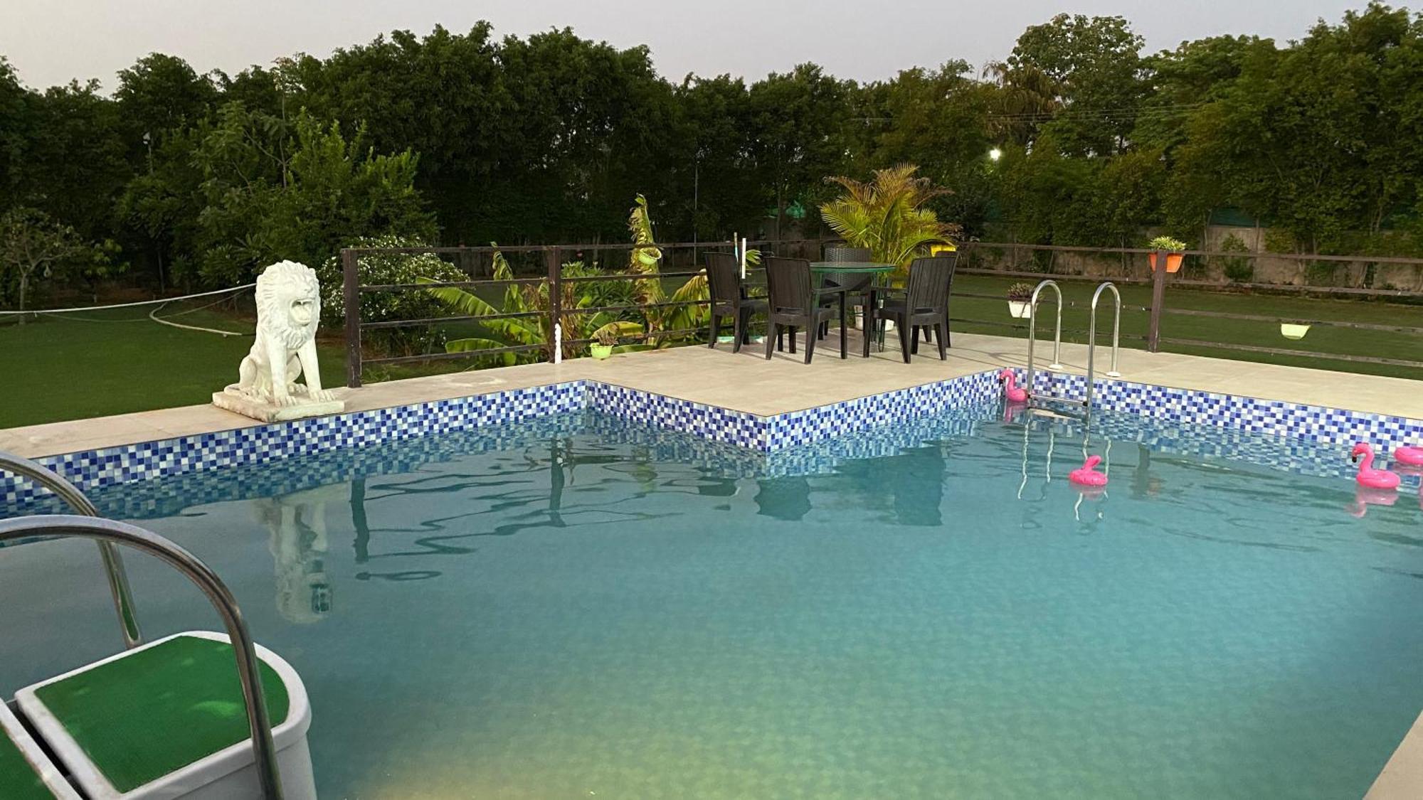 The Singh Farm Cosy Private Pool Farm Villa Gurgaon Exterior foto